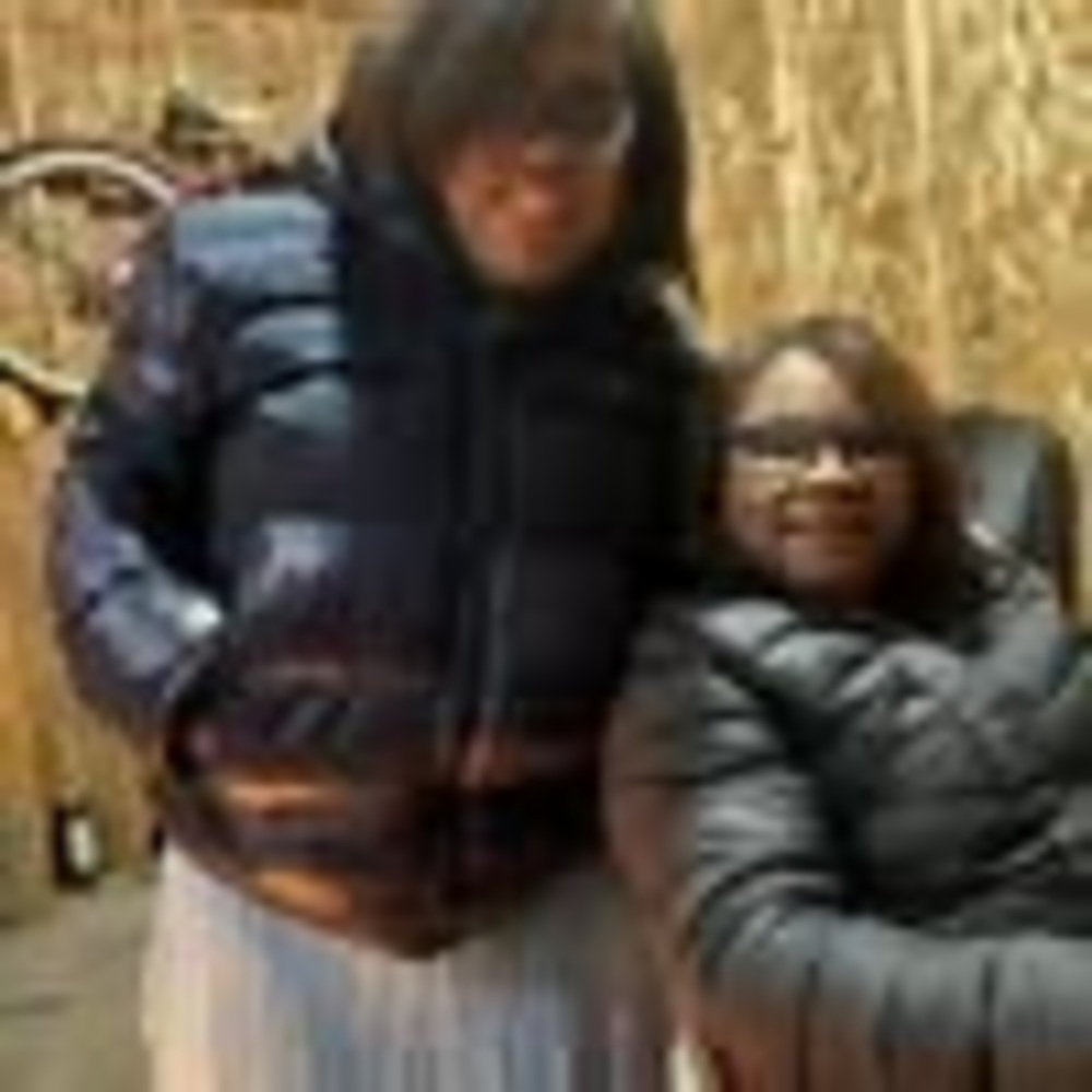 Meet your Posher, Gina